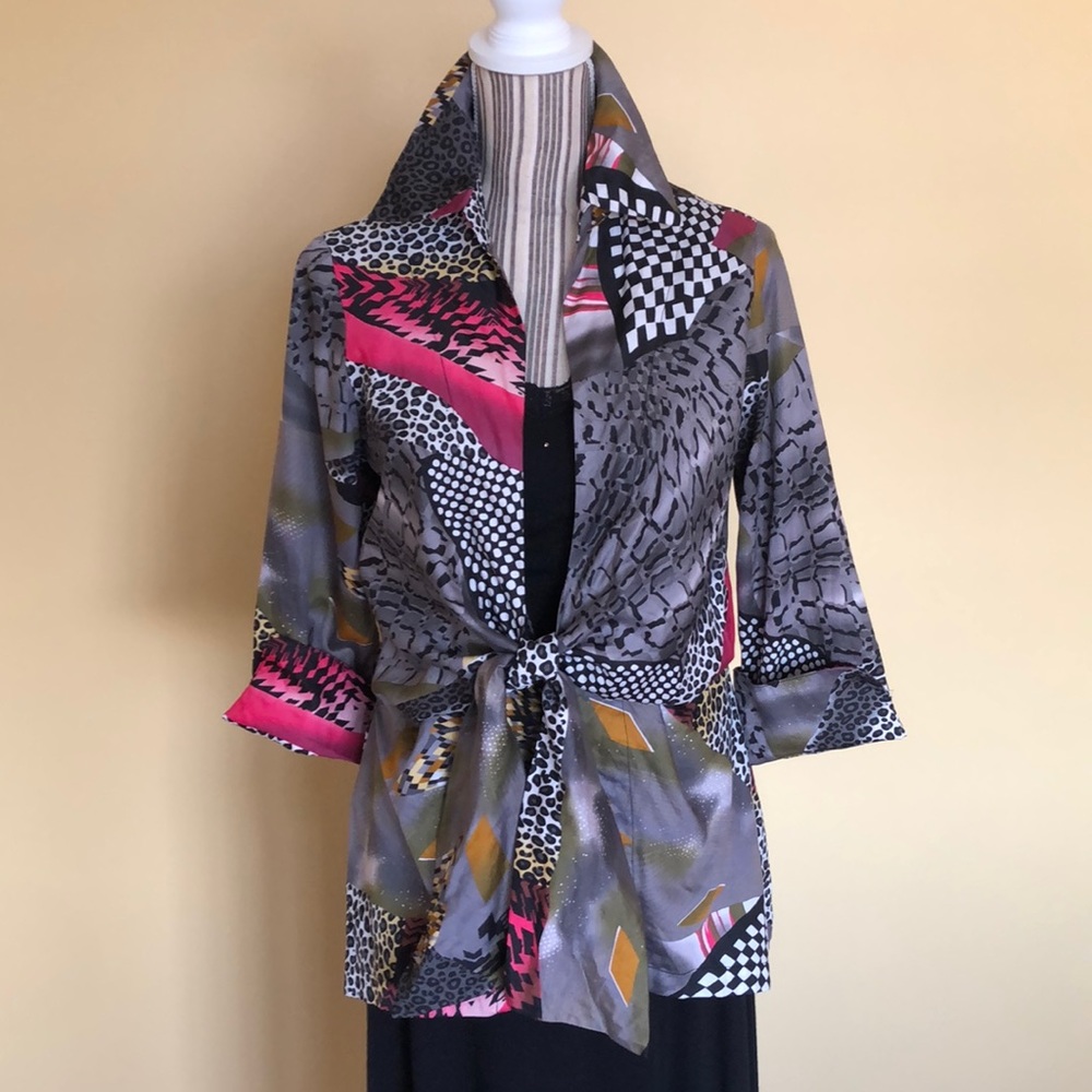 Blouse - Picture 2 of 3